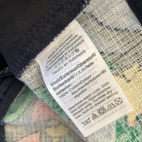 J Crew Floral Basketweave Blue Shorts with Side Zip Size 2 - Picture 8 of 13